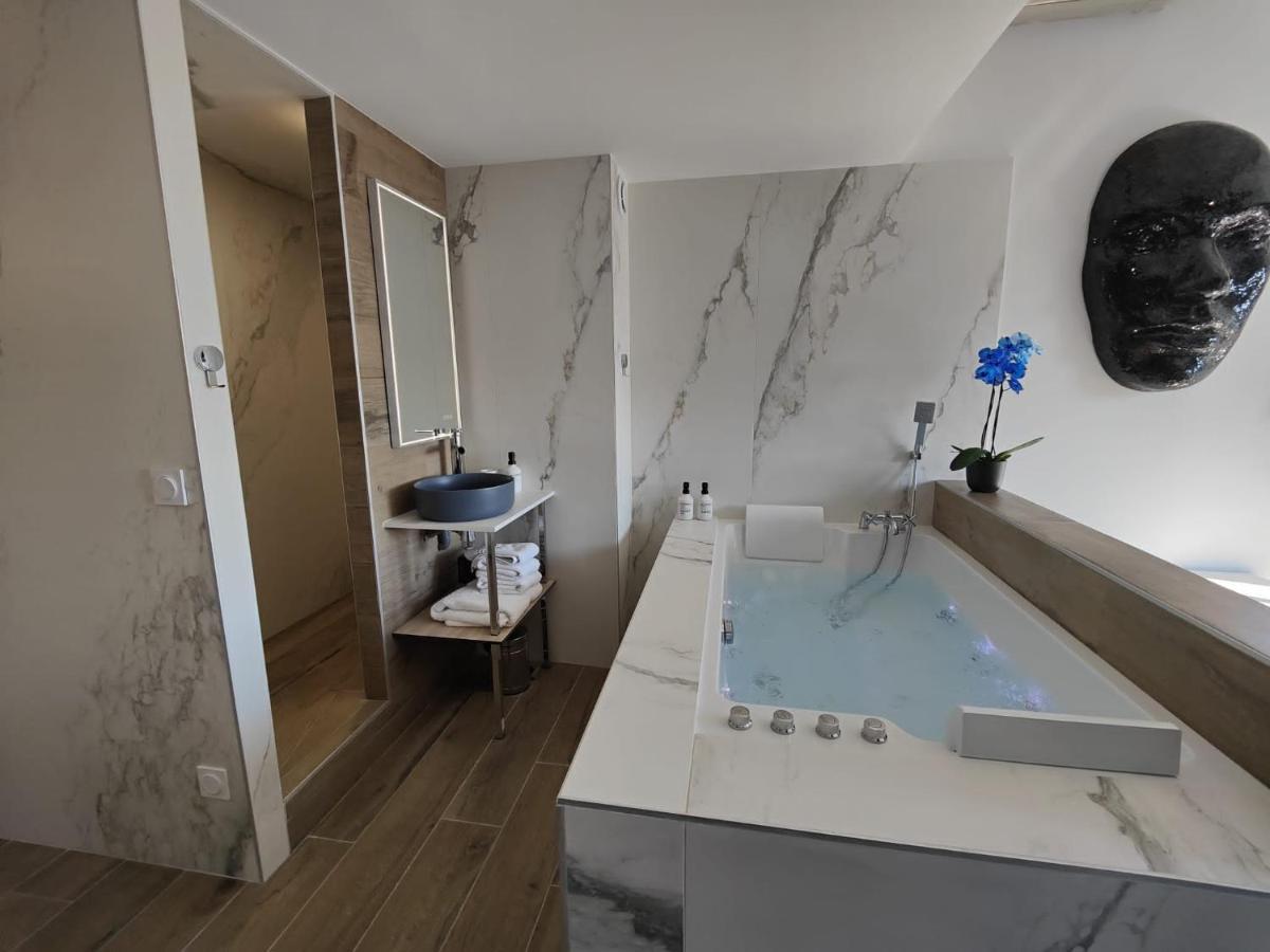 Jm - Les Pins Marines - Jacuzzi & Vue *