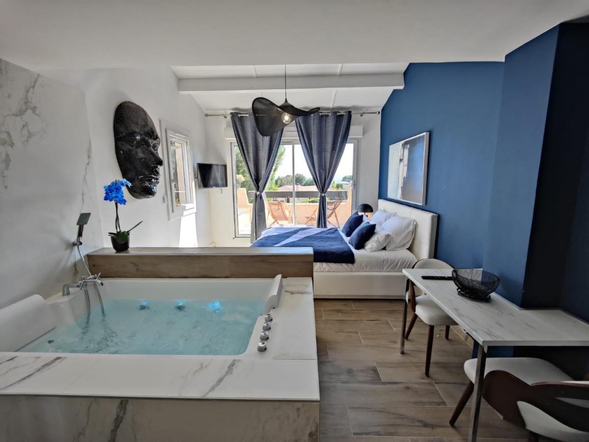 Appartamento Jm - Les Pins Marines - Jacuzzi & Vue
